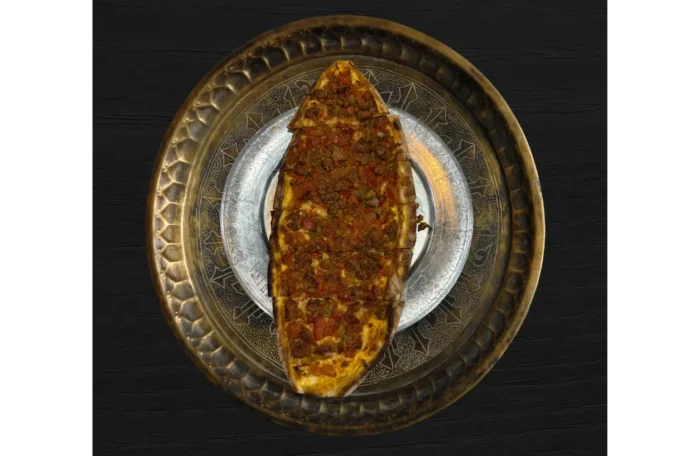 Kuşbaşılı Pide