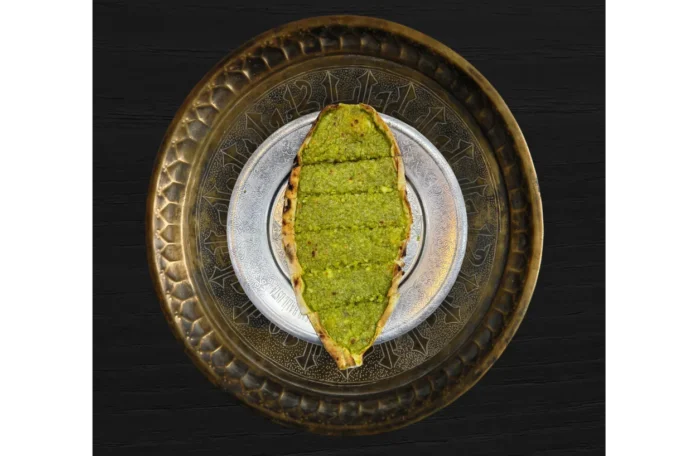 Fıstıklı Şekerli Börek